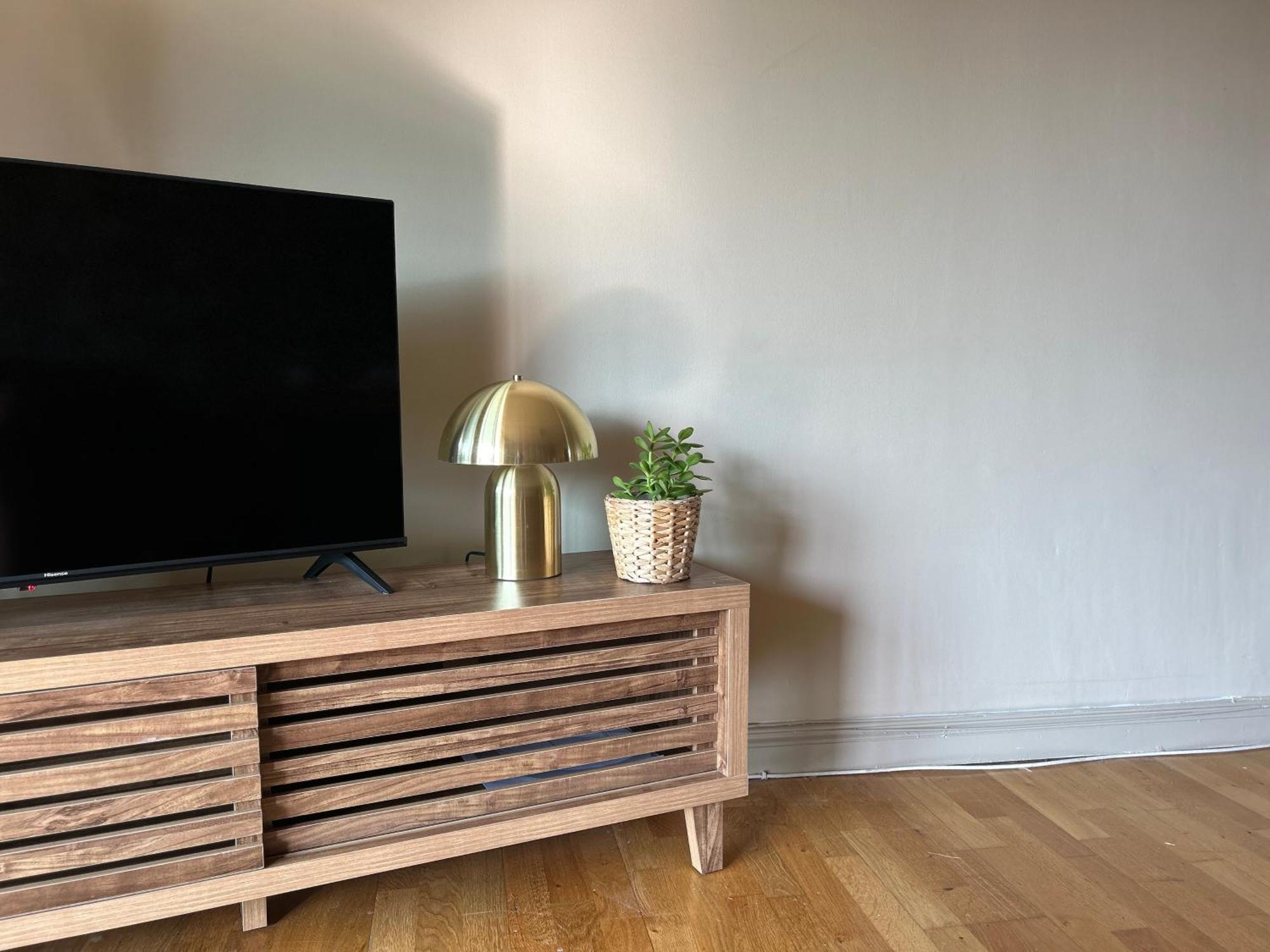 Belfast - Relax & Unwind In Our Skyline Retreat - 3 Bedroom Apartment With Parking Exterior foto